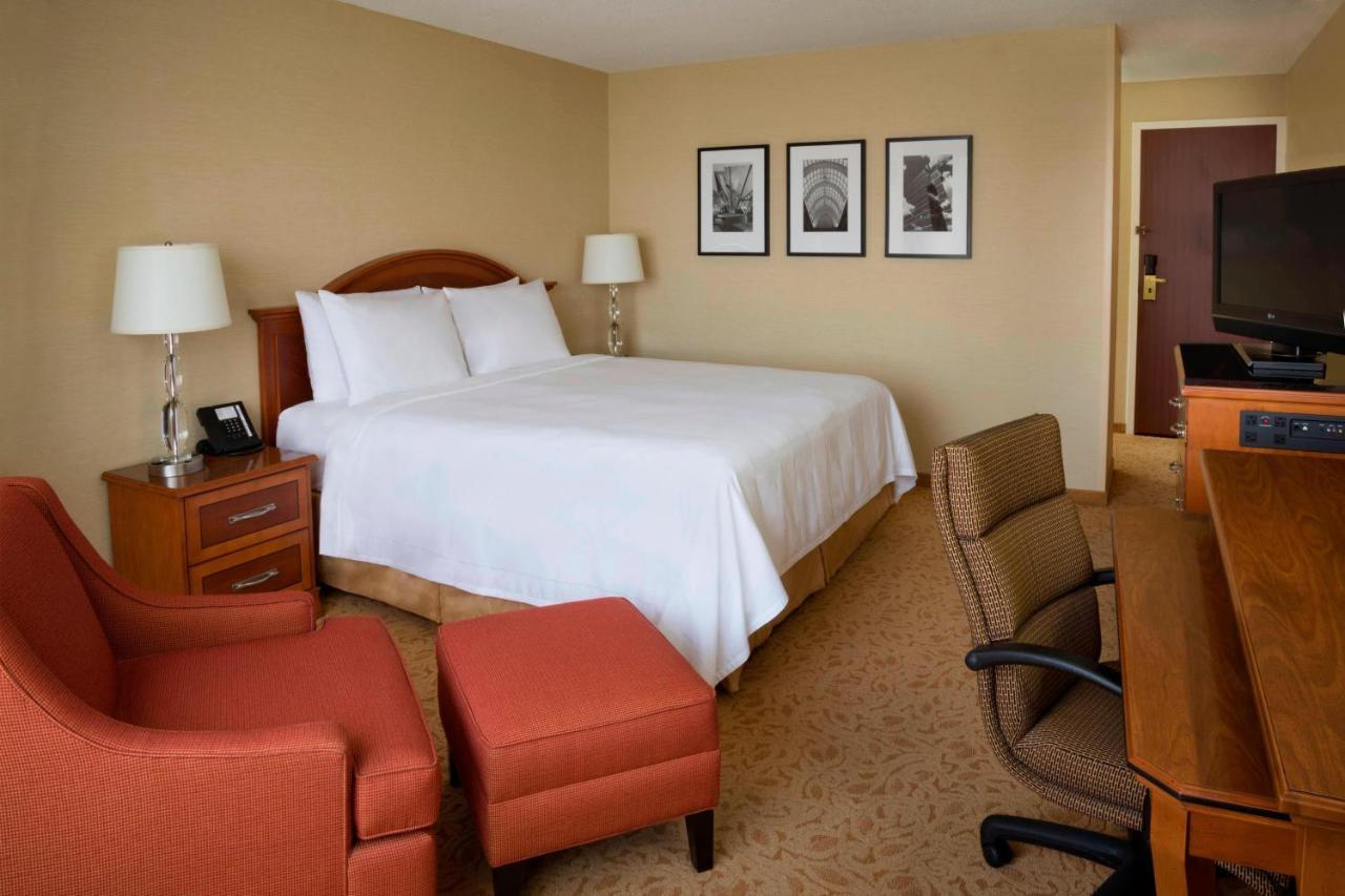 Toronto Airport Marriott Hotel Kültér fotó