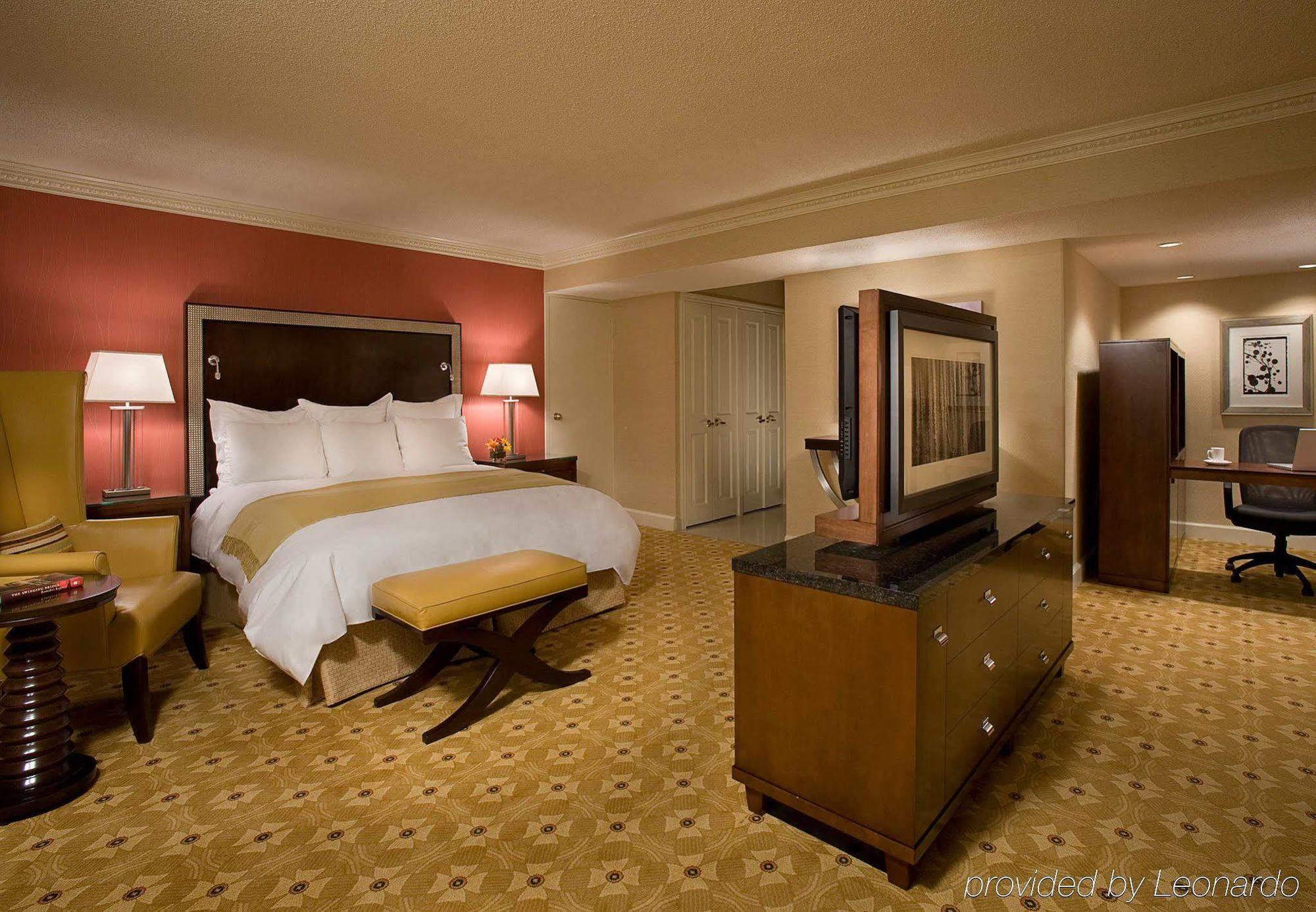Toronto Airport Marriott Hotel Szoba fotó