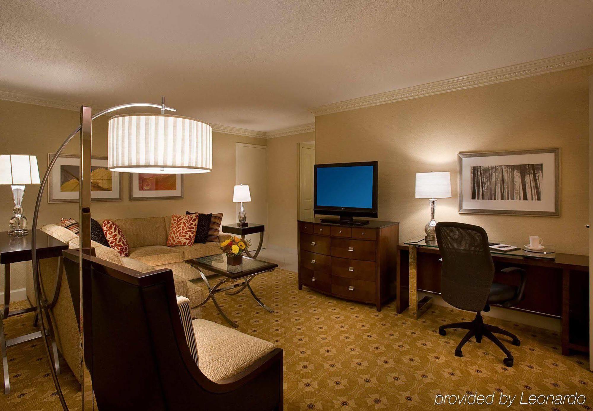 Toronto Airport Marriott Hotel Szoba fotó